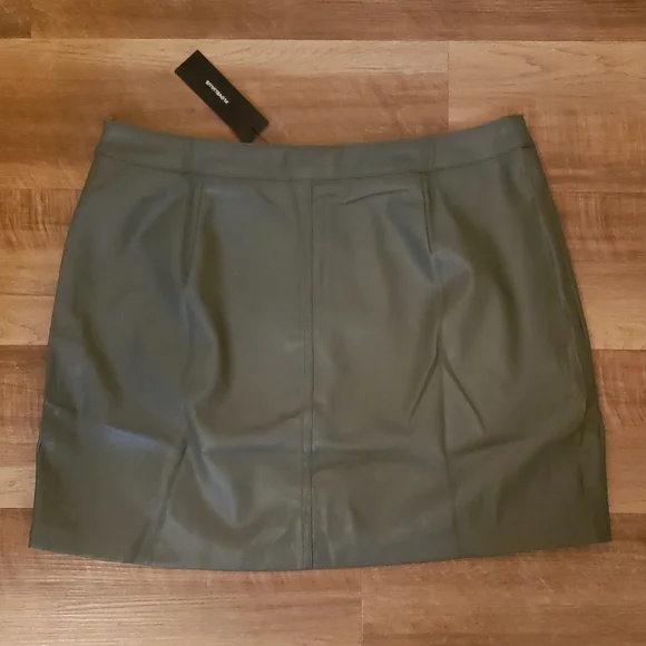 Lulus olive green vegan Grunge skirt - Picture 4 of 5